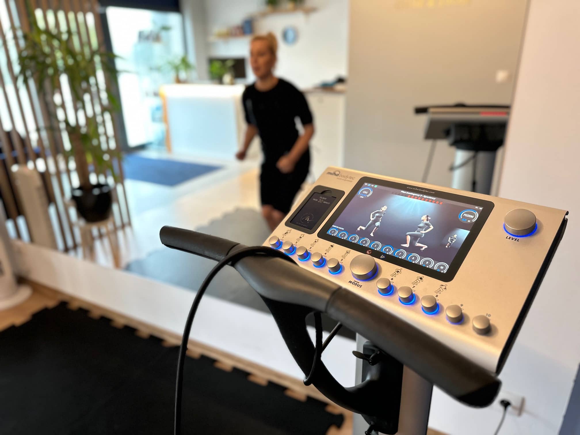 Maszyna EMS Move and Mind